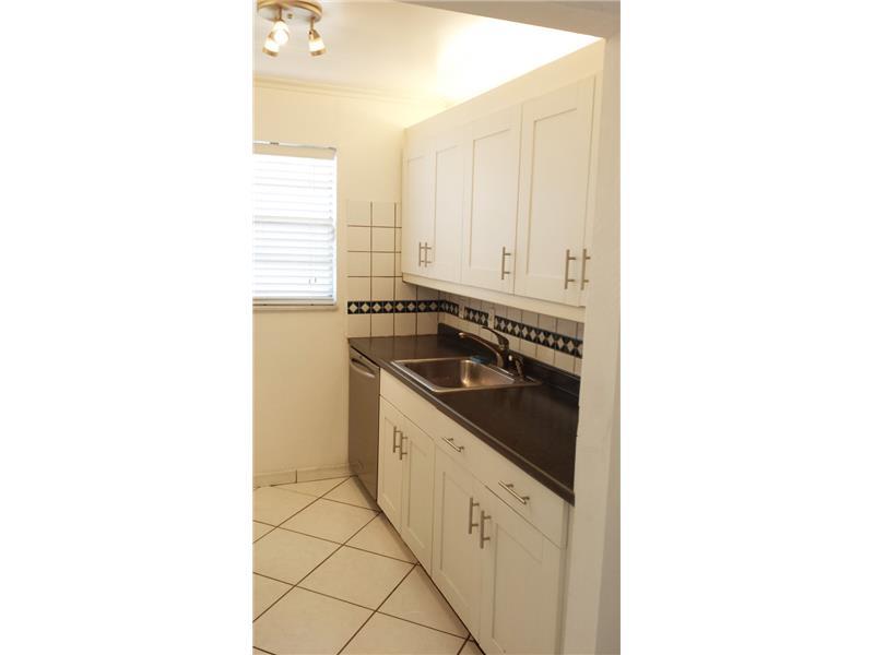 JEFFERSON SOUTH SHORE CON - Residential Lease