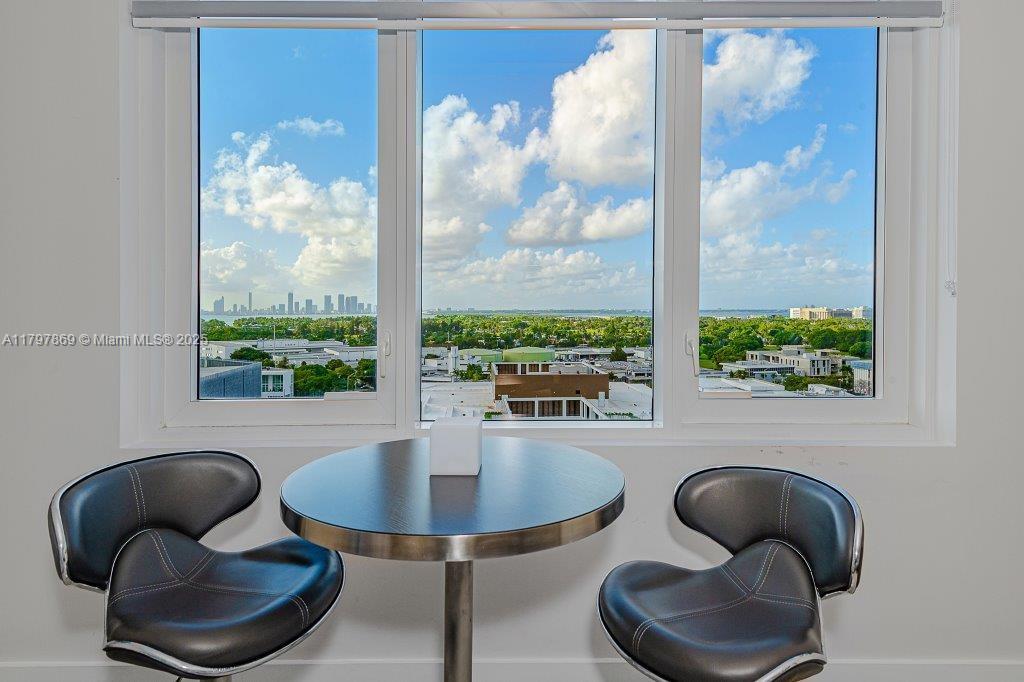 Spacious studio residence spanning 760 square-feet ,  with inspiring city skyline views that
 extend to Biscayne Bay. Situated inside the same building as the luxurious 1 Hotel, Roney Palace residents enjoy
 the best of South Beach with access to 3 oceanfront swimming pools, a hot tub and beach service. Onsite
 restaurants include Habitat, STK South Beach, Plnthouse organic café, Wtr at the Rooftop and more! Home to
 SoulCycle, Anatomy Gym, high-end spa, salon and retail fashion boutiques. Valet parking, full-time security,
 laundry on every floor, onsite management office