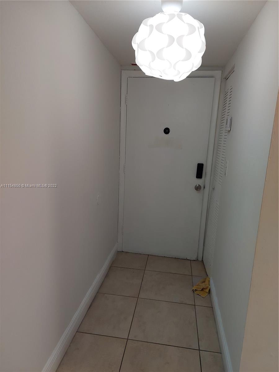 SAMARI LAKE EAST CONDO - Residential