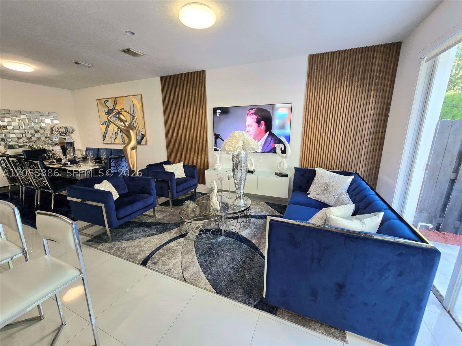 ISLANDS AT DORAL 1ST ADDN - Residential