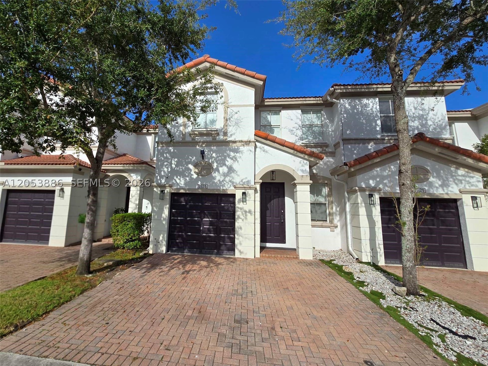 ISLANDS AT DORAL 1ST ADDN - Residential