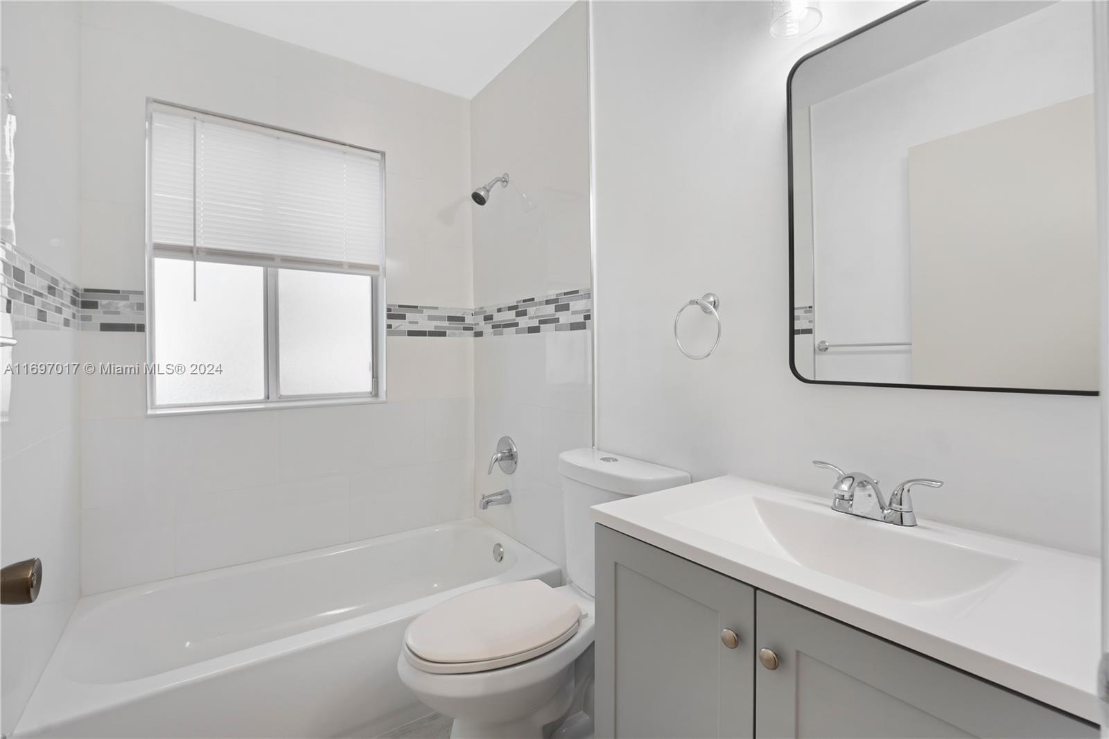 WEITZER SERENA LAKES WEST - Residential