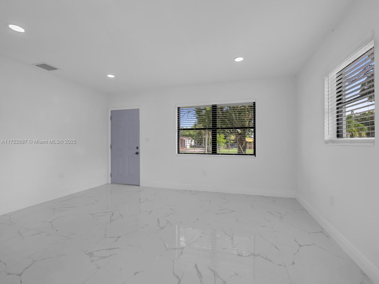 RIVERDALE ESTATES SEC 3 - Residential