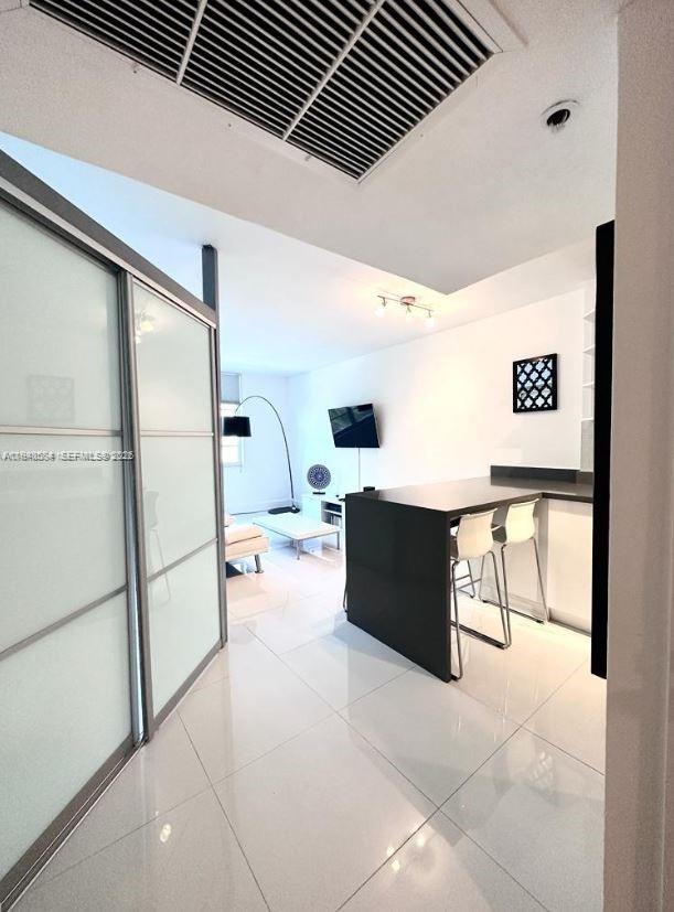 THE DECOPLAGE CONDO - Residential