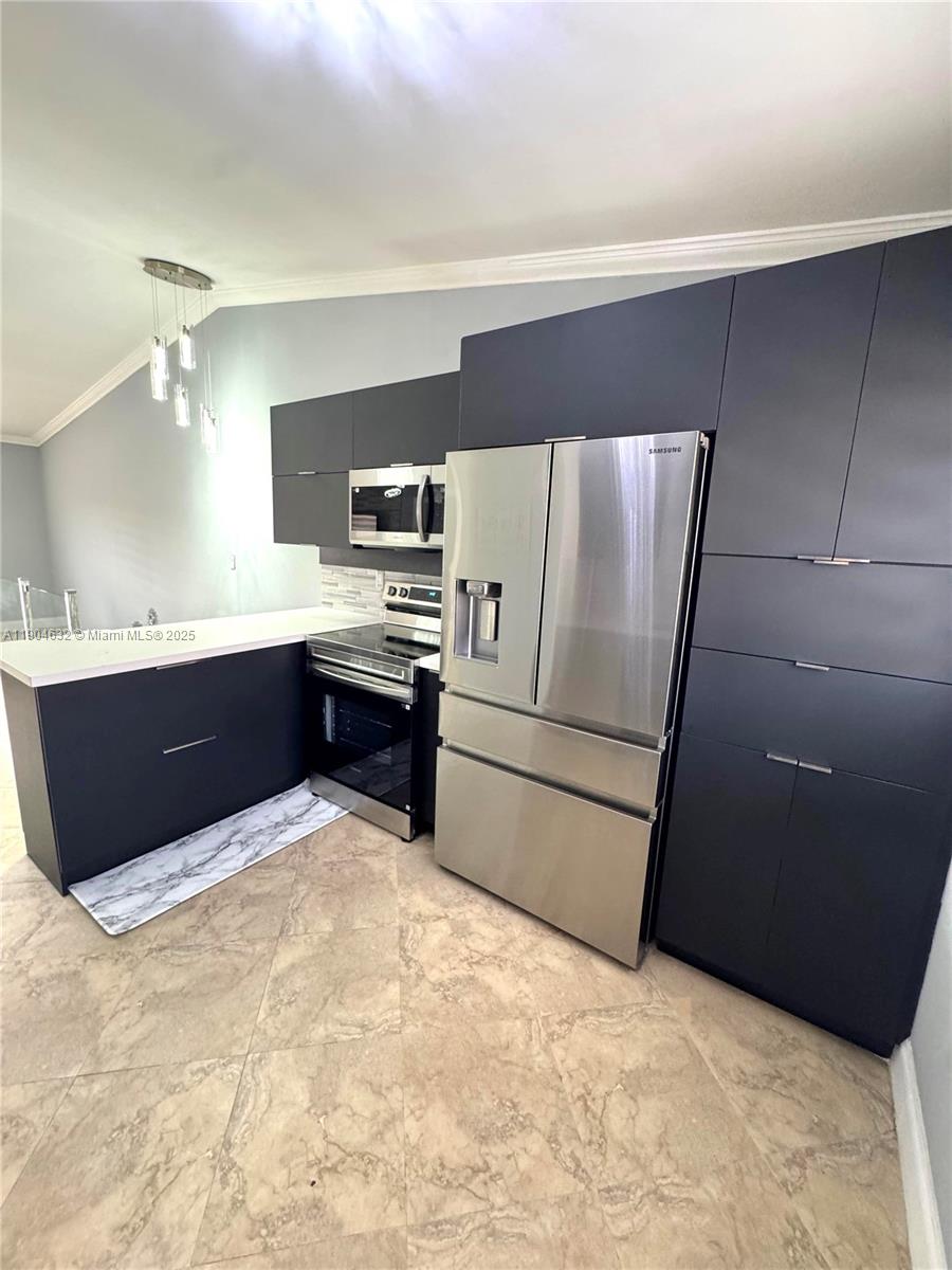 EL PRADO XI CONDO - Residential Lease