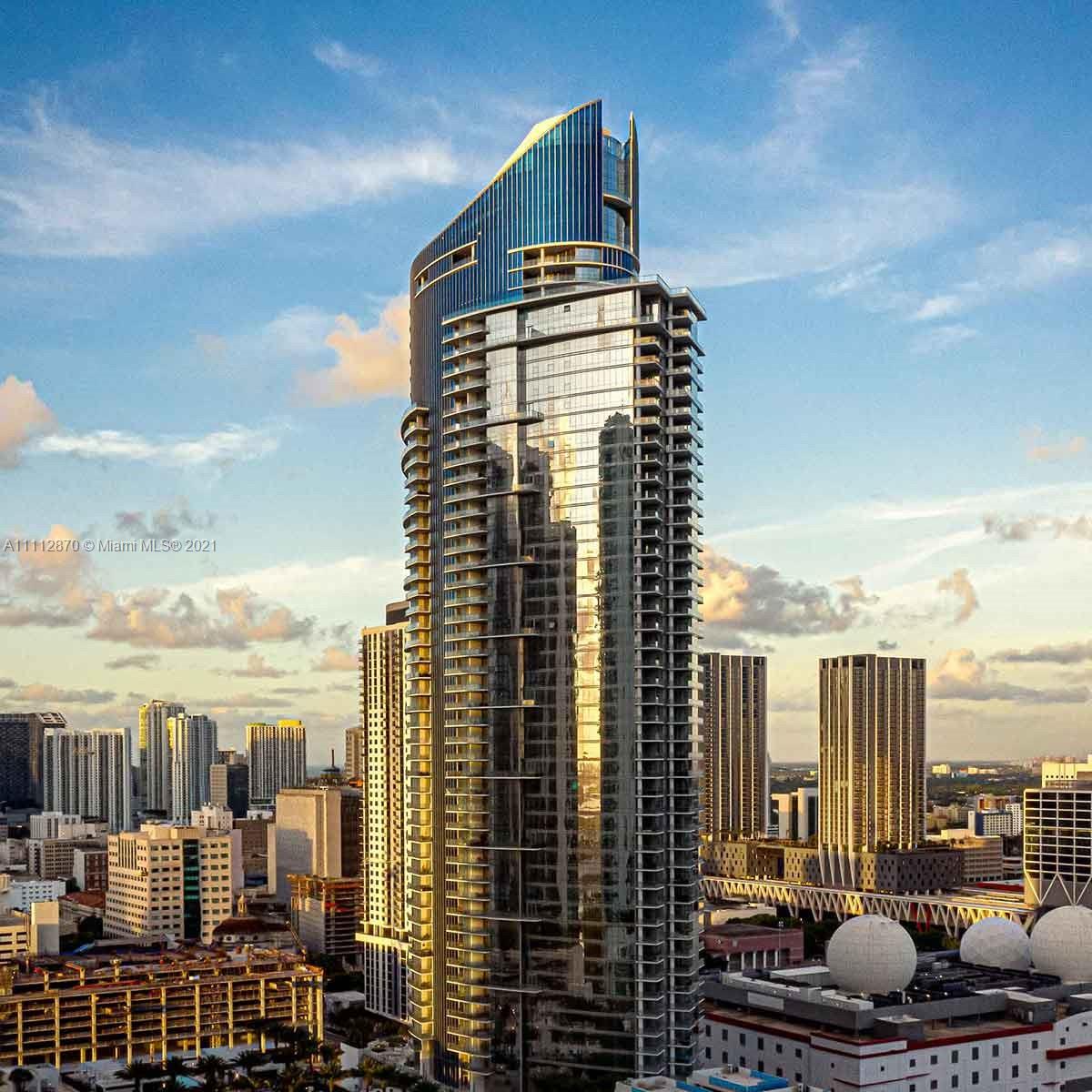 Paramount Miami Worldcente - Residential Lease