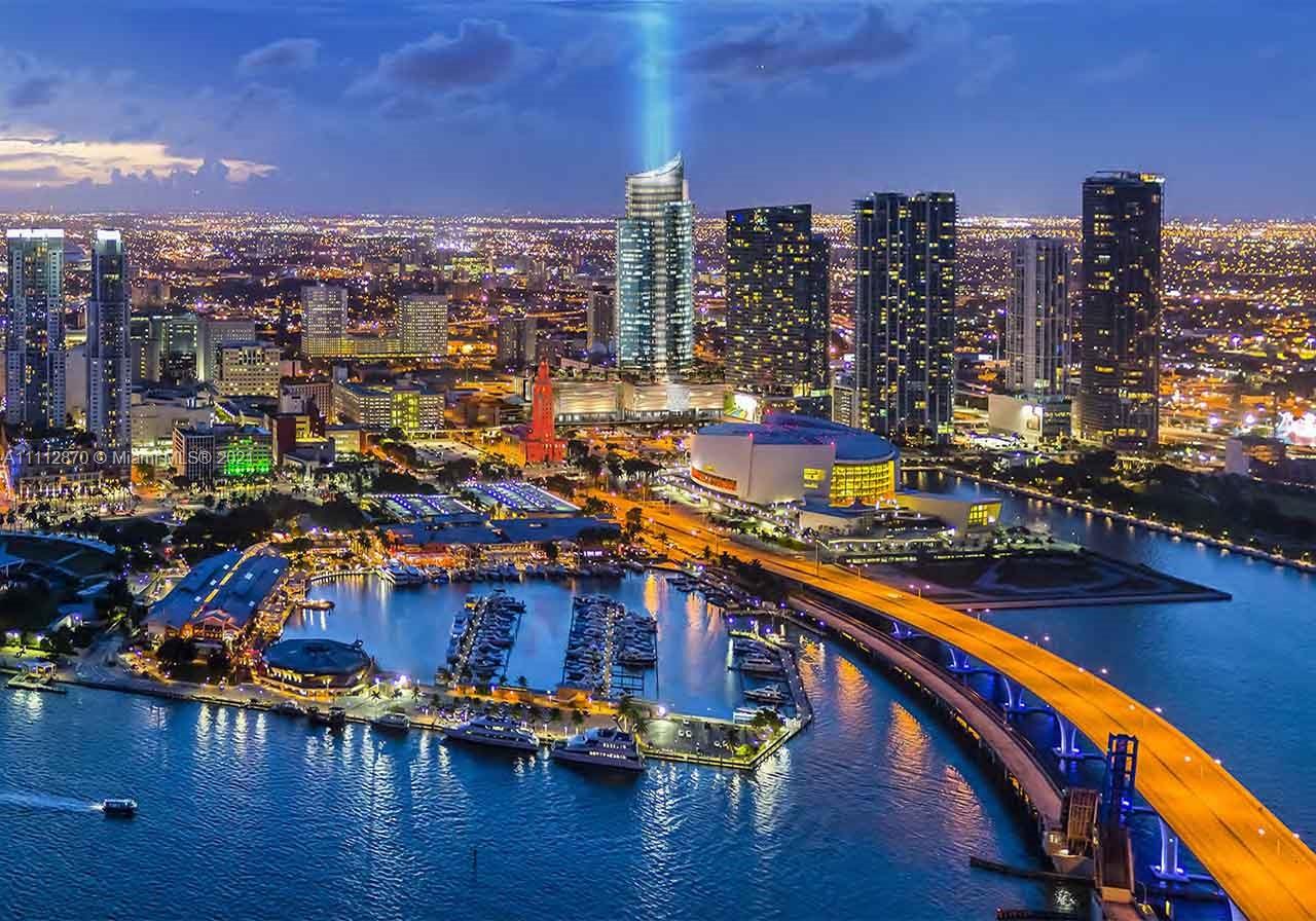 Paramount Miami Worldcente - Residential Lease