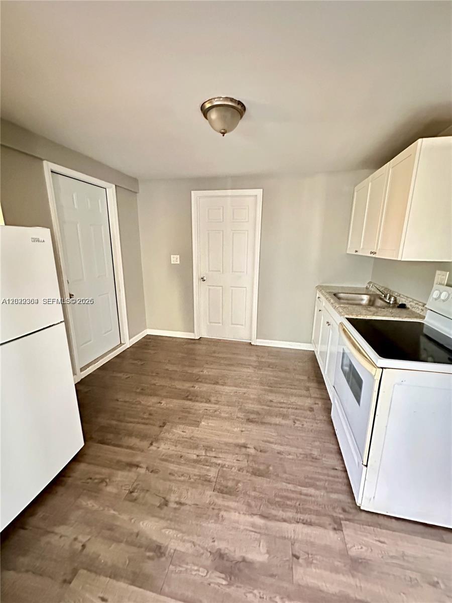 GORDON DALE PK - Residential Lease