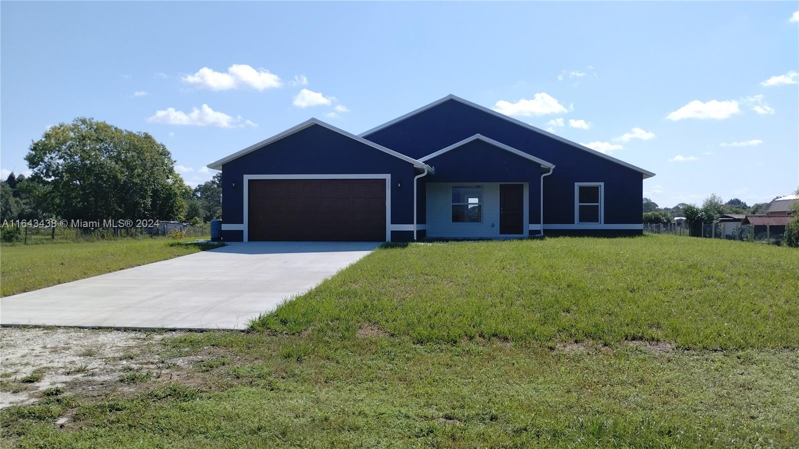 Be the first to live in this new constructed single residential family house. It is sitting on 1.5 acre. The whole property is gated and well secured.  Montura is well maintained community in Hendry County located 1 & 1/2 hour from south and central Florida's main cities.  It's nearby Lake Okeechobee, the Bass Fishing Capital of the world!  The nearest cities, Clewiston, Labelle are preparing for the new “Airglades” airport, a $300 million cargo hub. The gastronomy close by is exquisite.  The perfect location for minds on the move looking for a sabbatical home to escape city life and find inspirations.  The house itself is tastefully built with all the modern amenities inside.  The club house has a pool, basketball court, soccer field, bbq area with kids playground; included in rent!