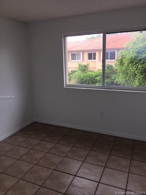 Tiffany Lakes Condo - Residential Lease