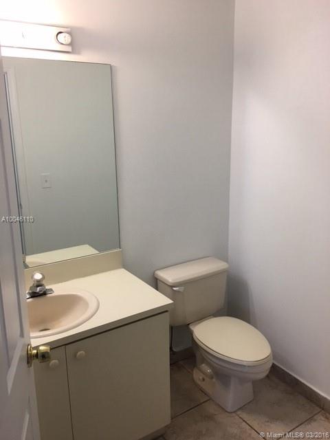 Tiffany Lakes Condo - Residential Lease