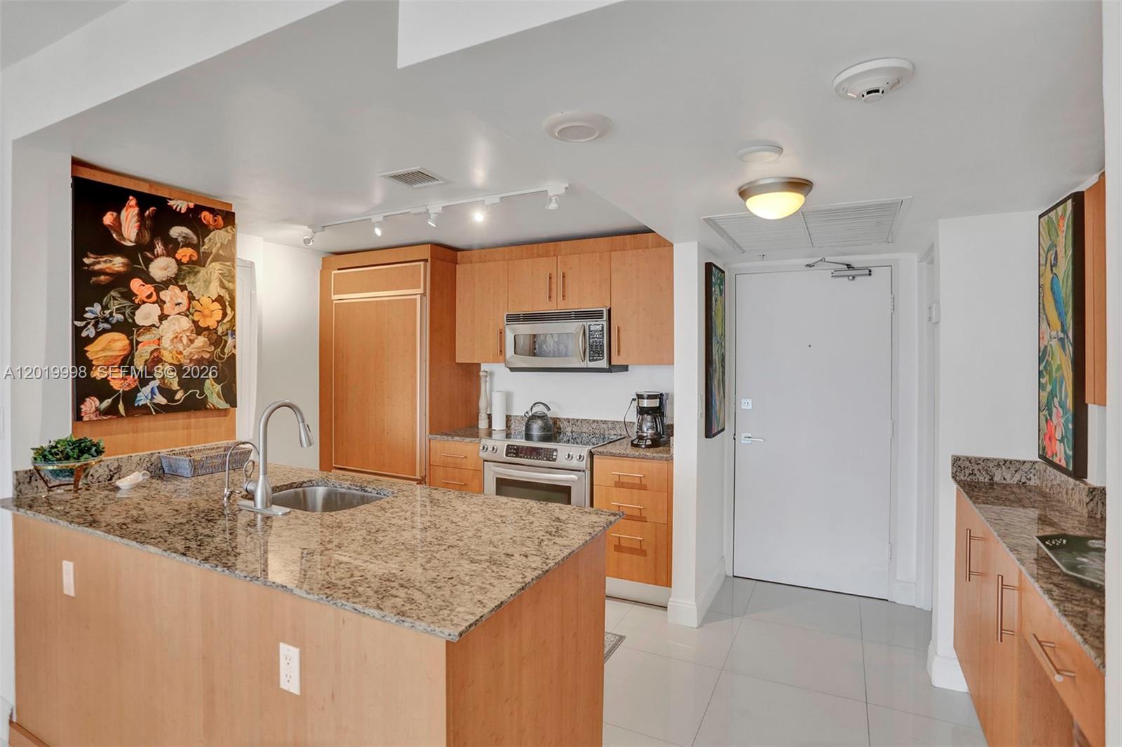 HARBOUR HOUSE - Residential