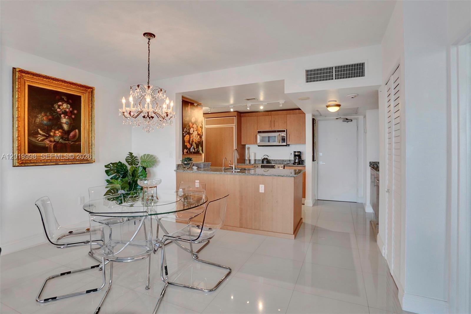 HARBOUR HOUSE - Residential