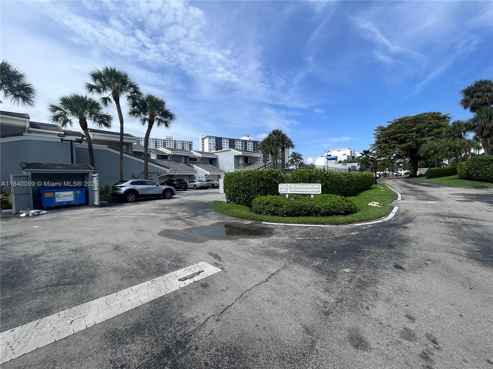 POINCIANA IS YT & RCQ CLU - Residential
