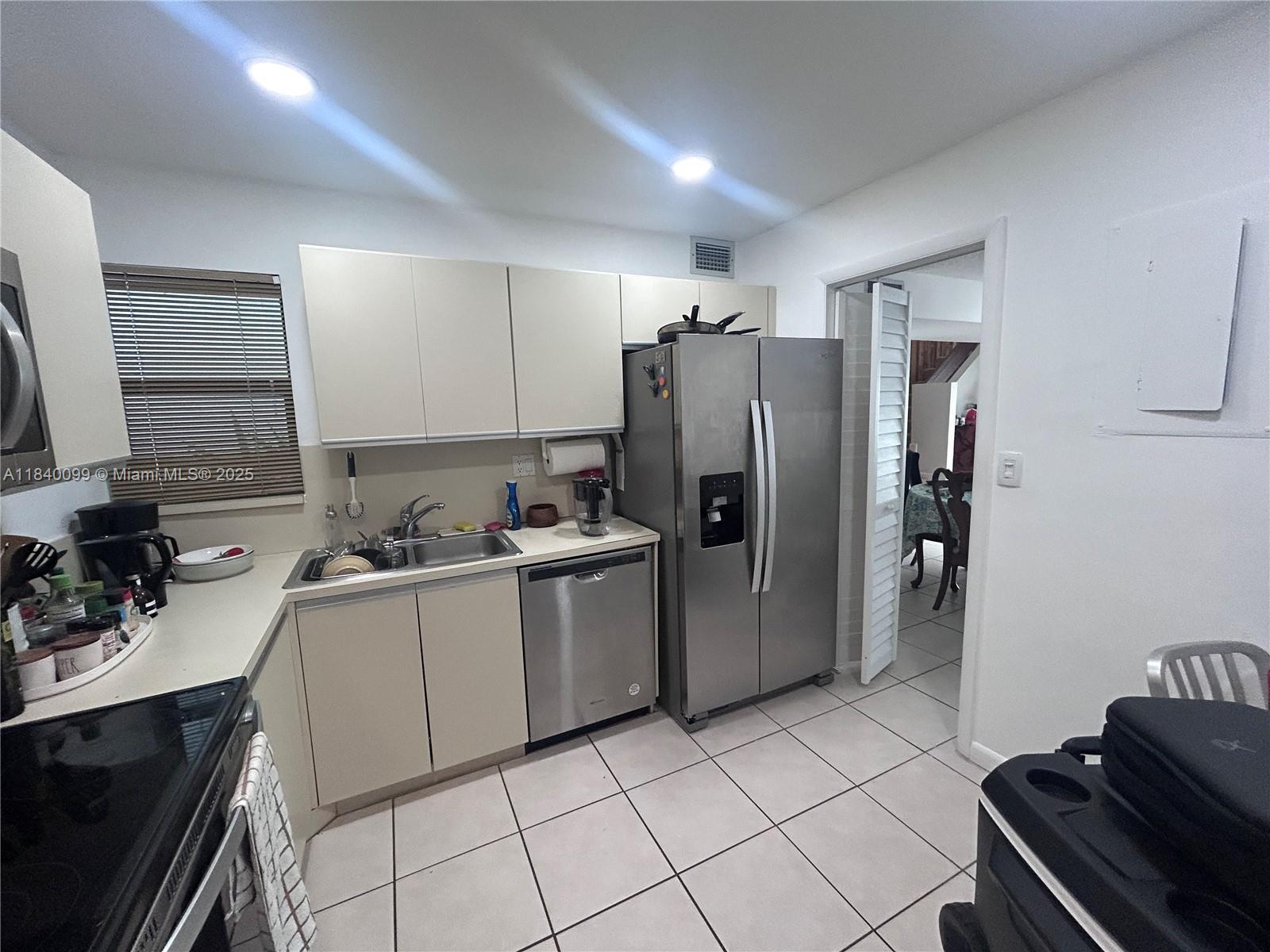 POINCIANA IS YT & RCQ CLU - Residential