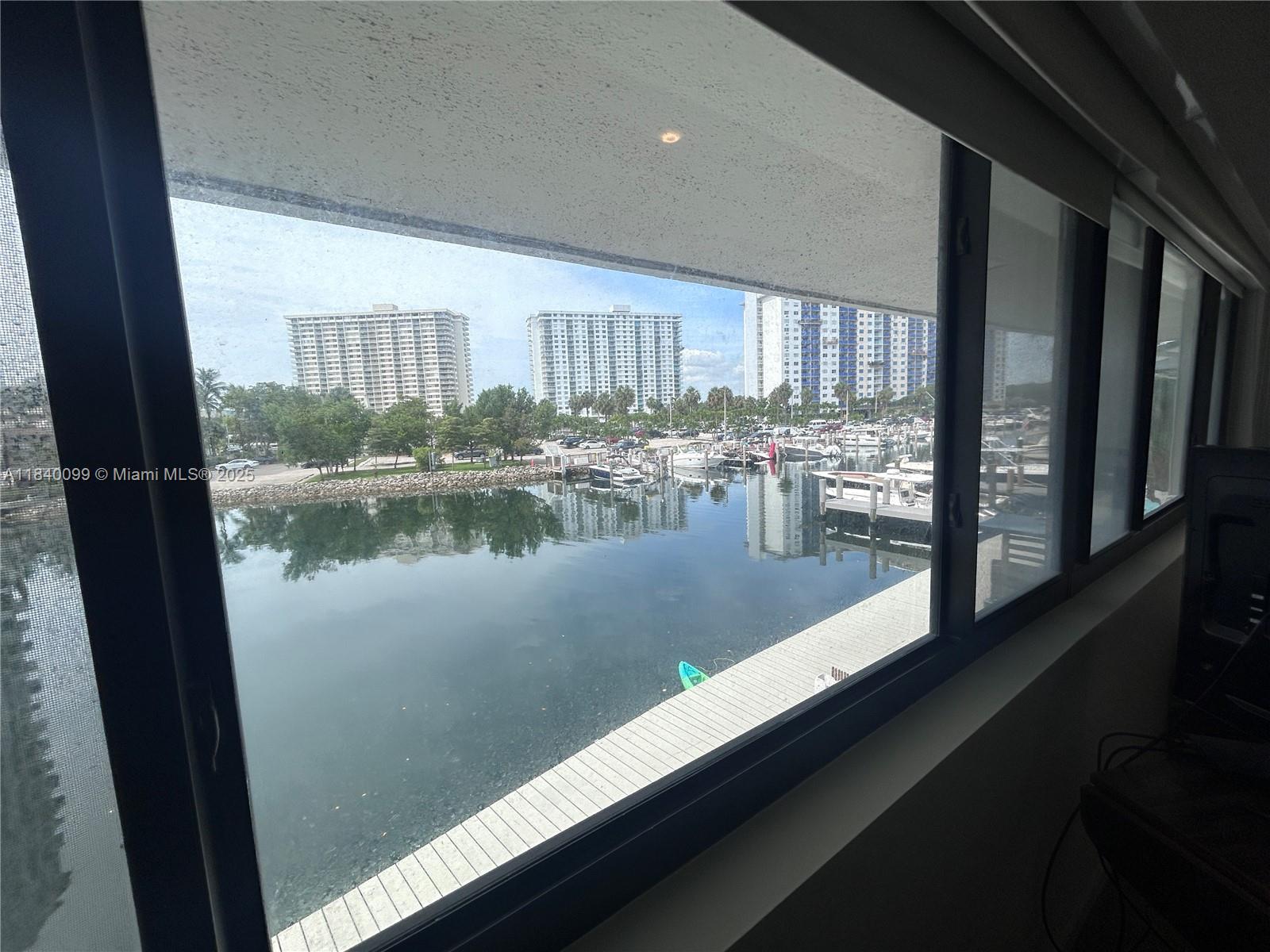 POINCIANA IS YT & RCQ CLU - Residential