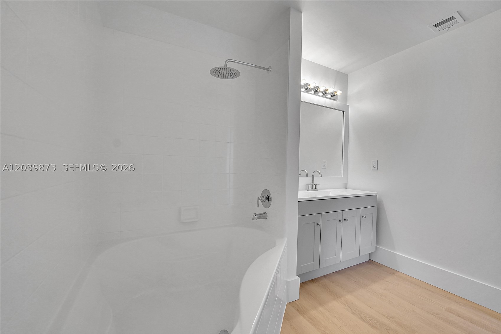 ARISSA PLACE CONDO - Residential