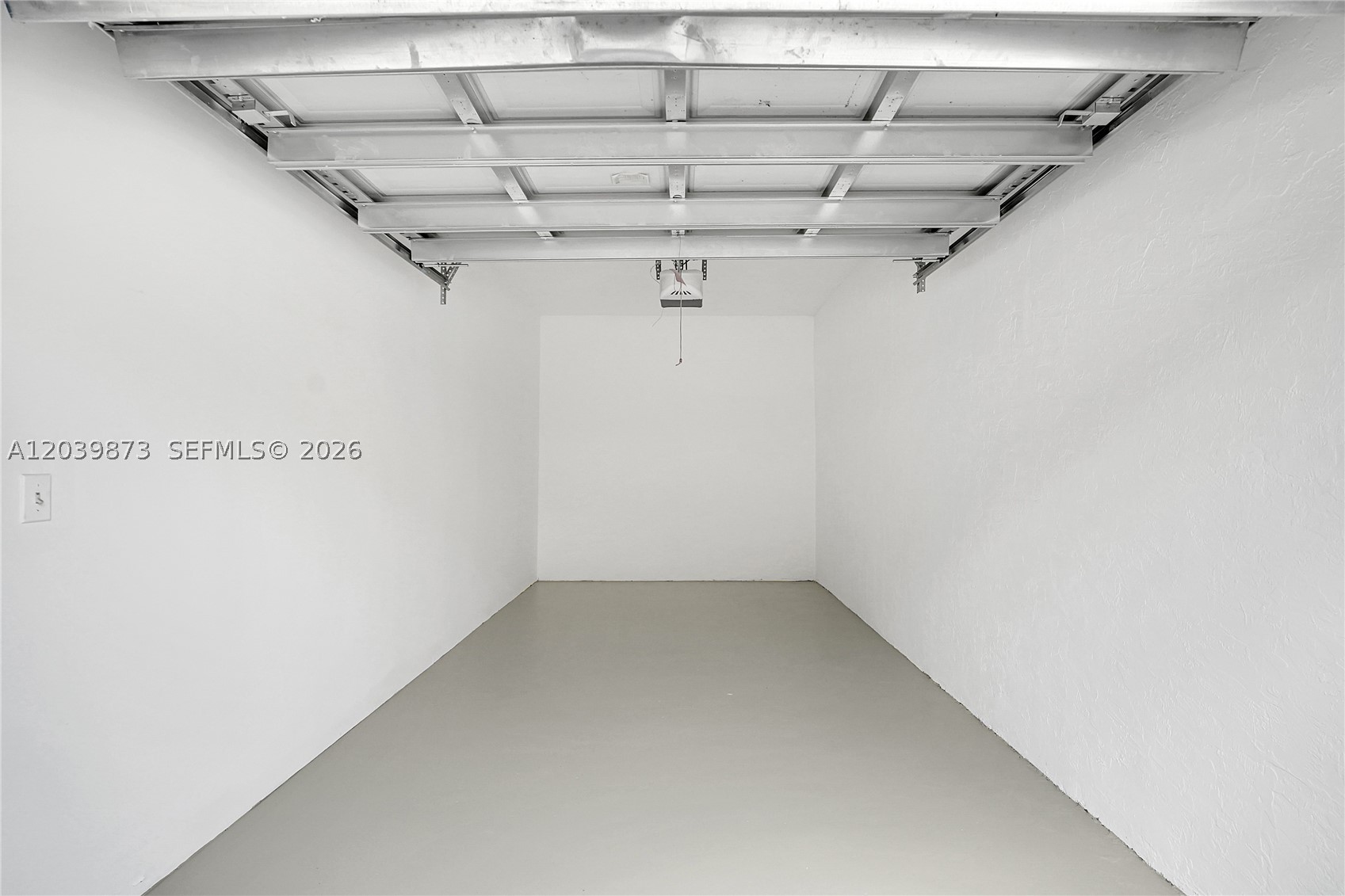 ARISSA PLACE CONDO - Residential