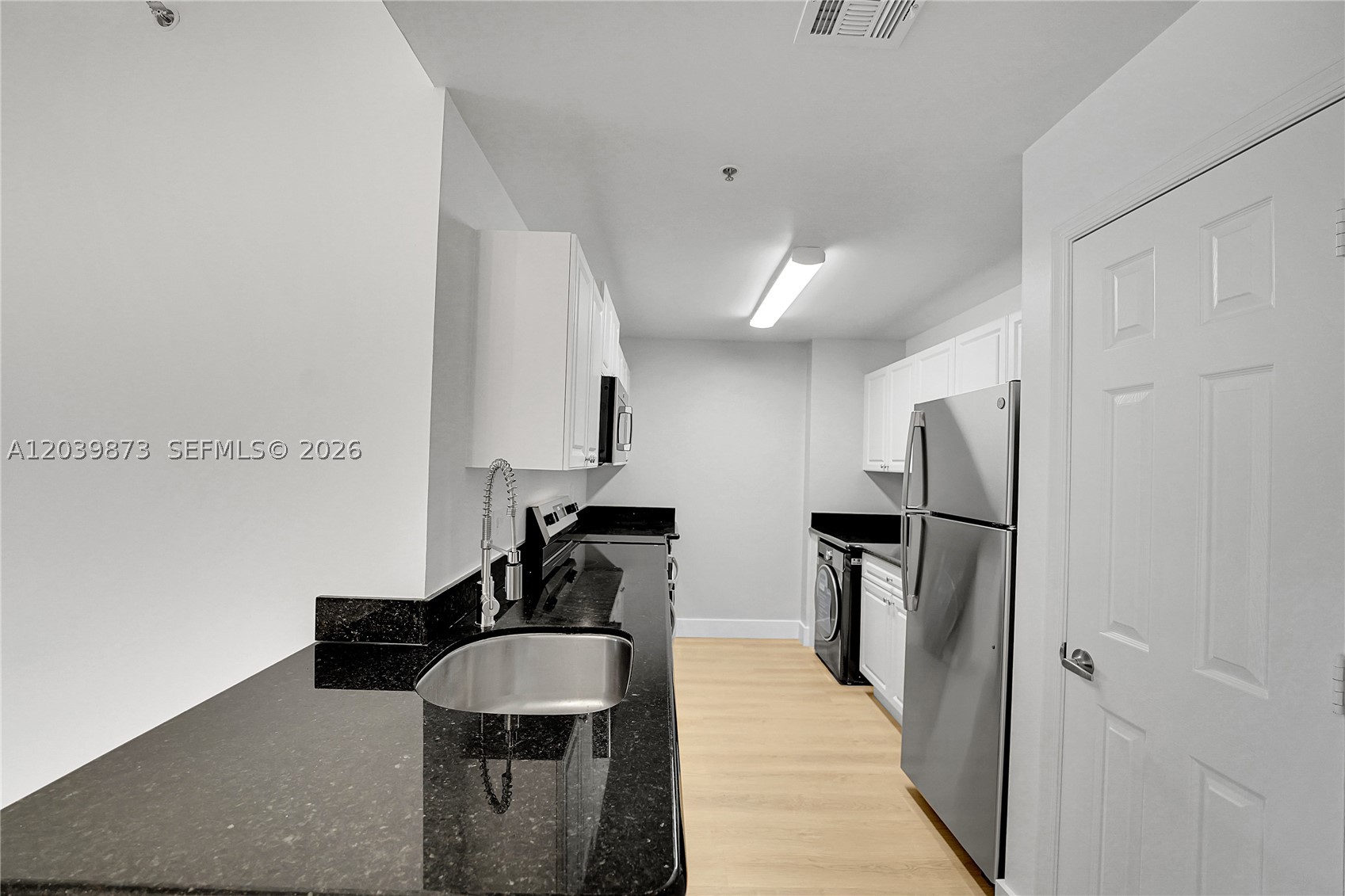 ARISSA PLACE CONDO - Residential