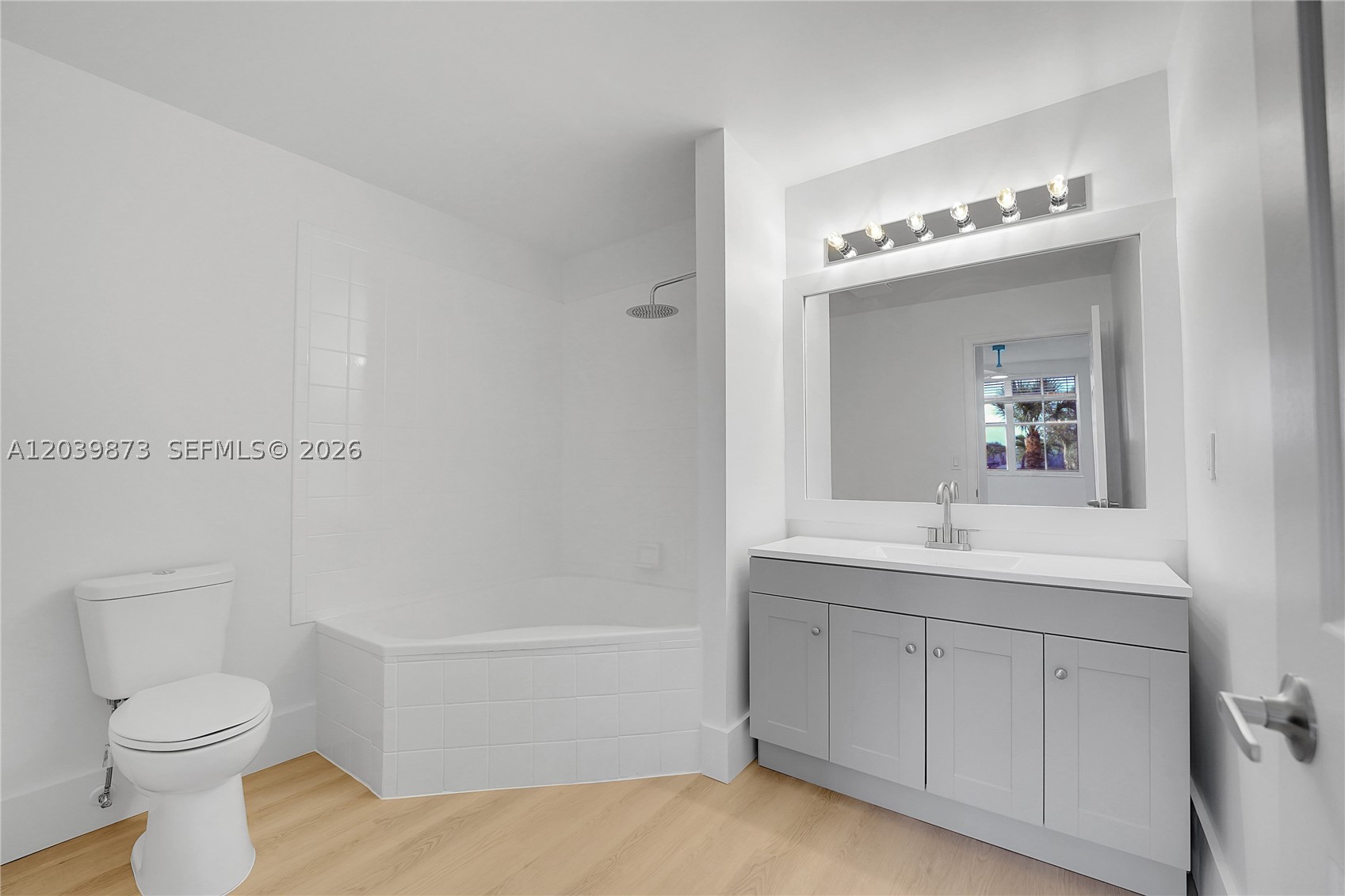 ARISSA PLACE CONDO - Residential
