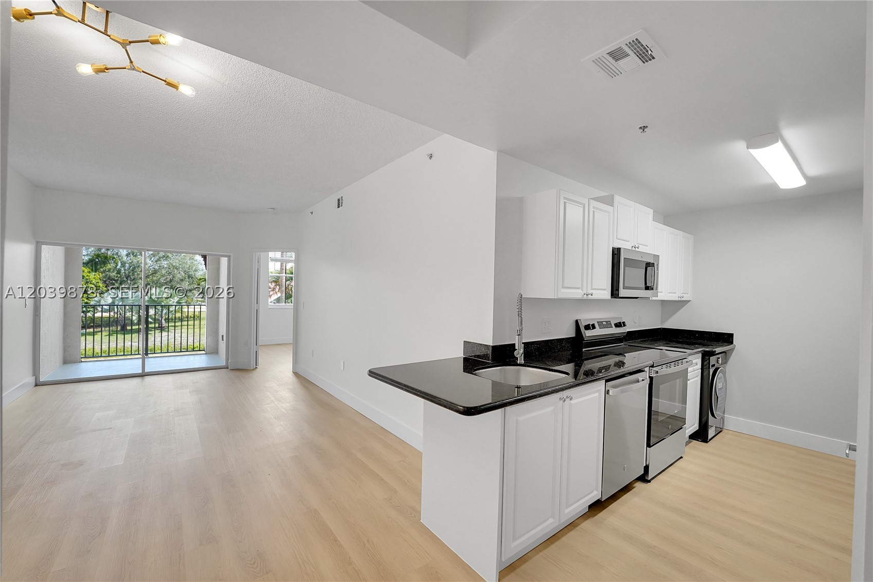 ARISSA PLACE CONDO - Residential