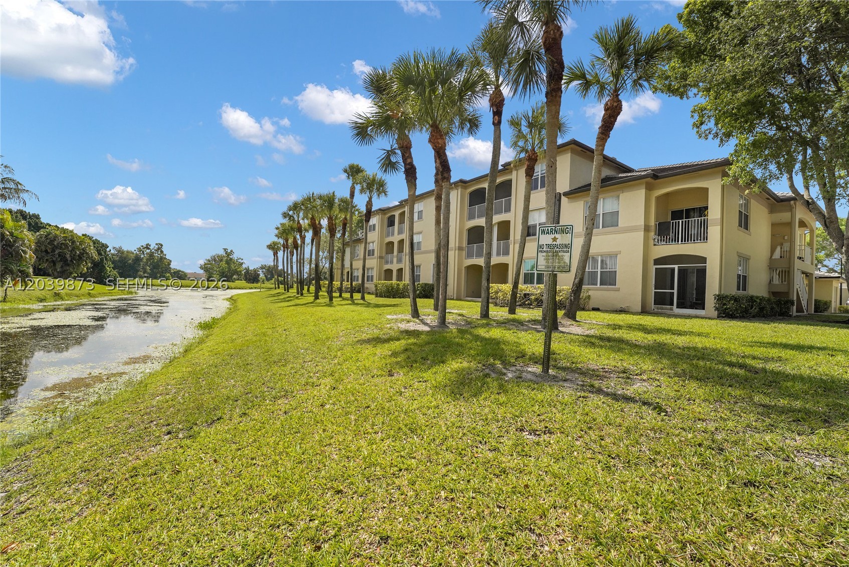 ARISSA PLACE CONDO - Residential