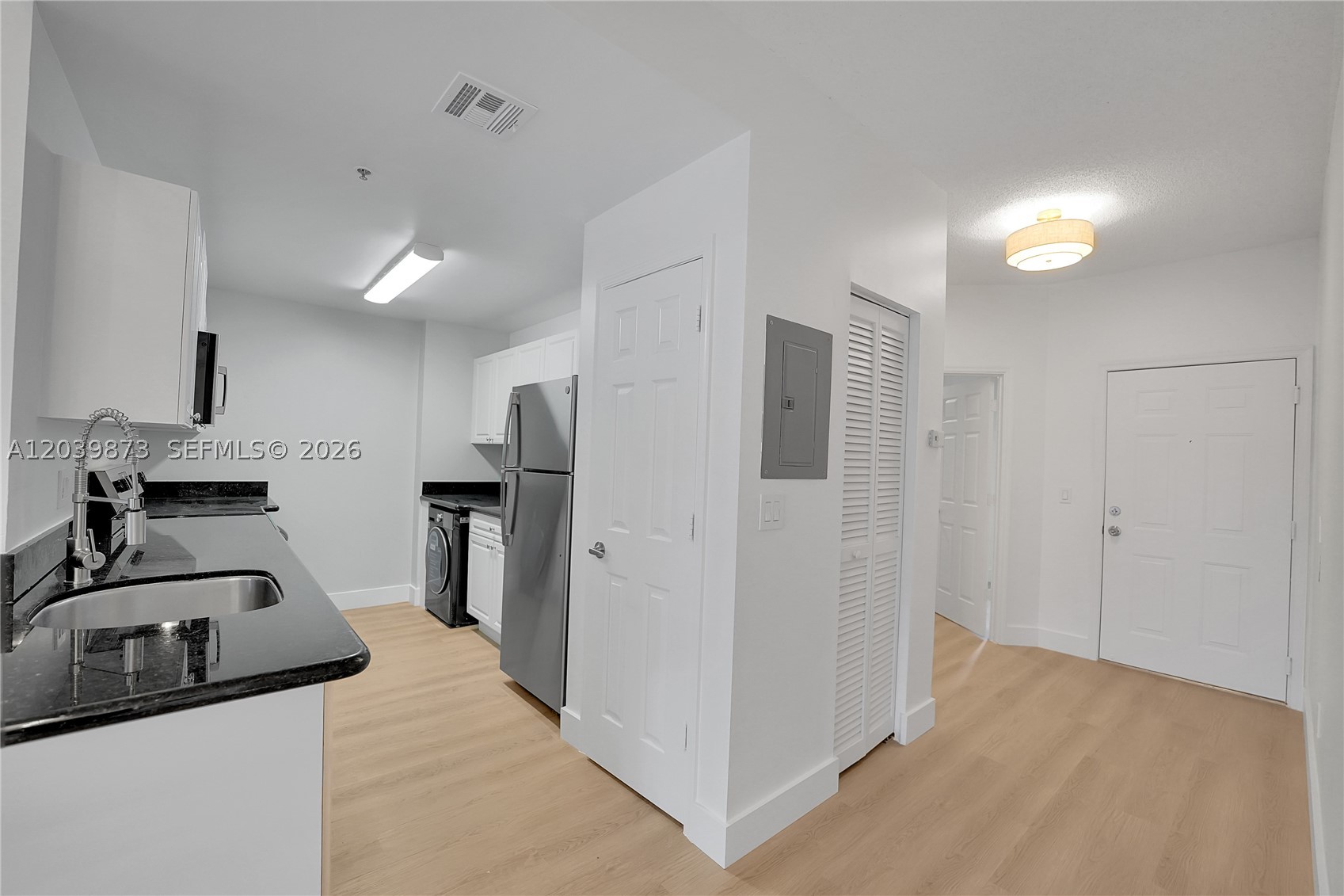 ARISSA PLACE CONDO - Residential