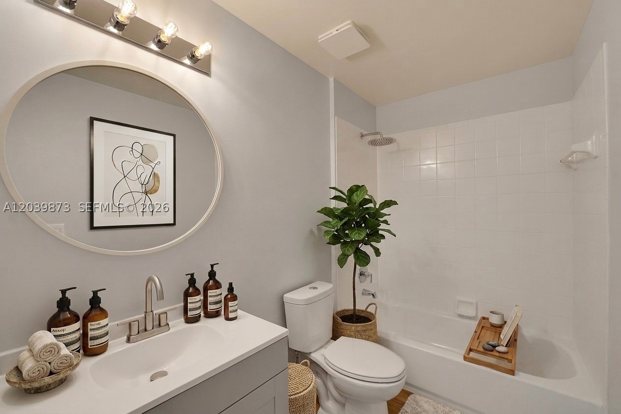 ARISSA PLACE CONDO - Residential