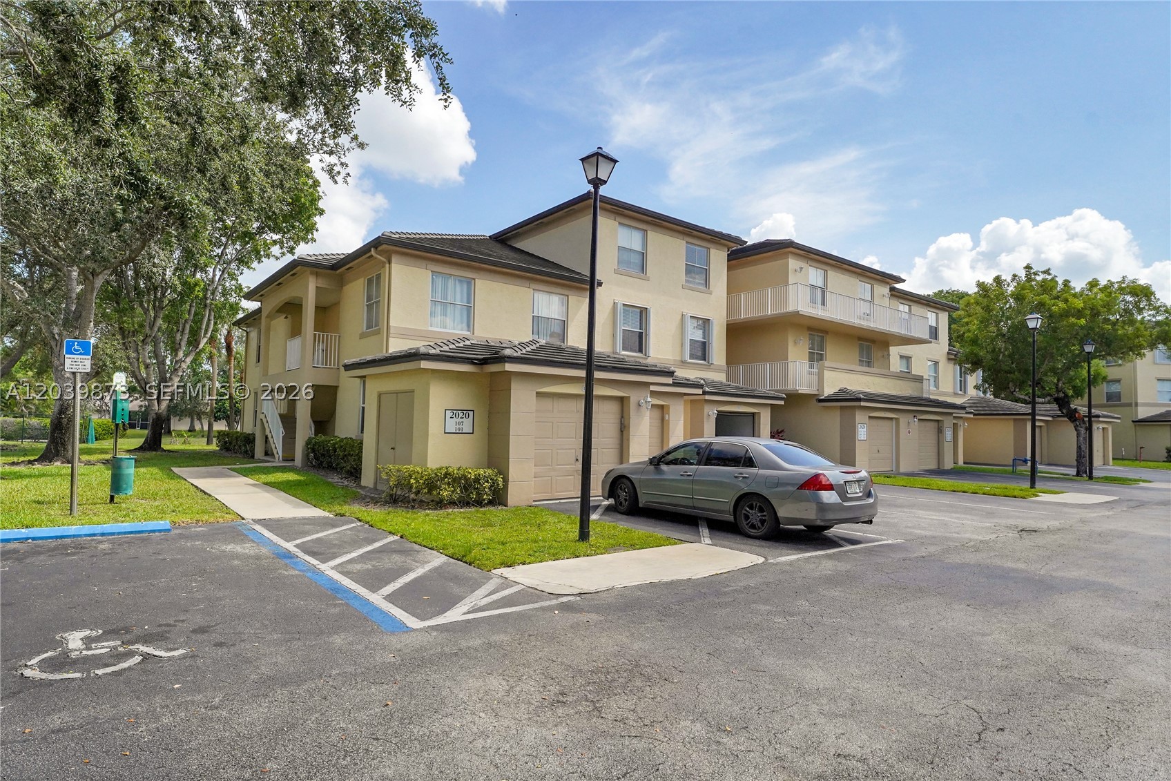 ARISSA PLACE CONDO - Residential