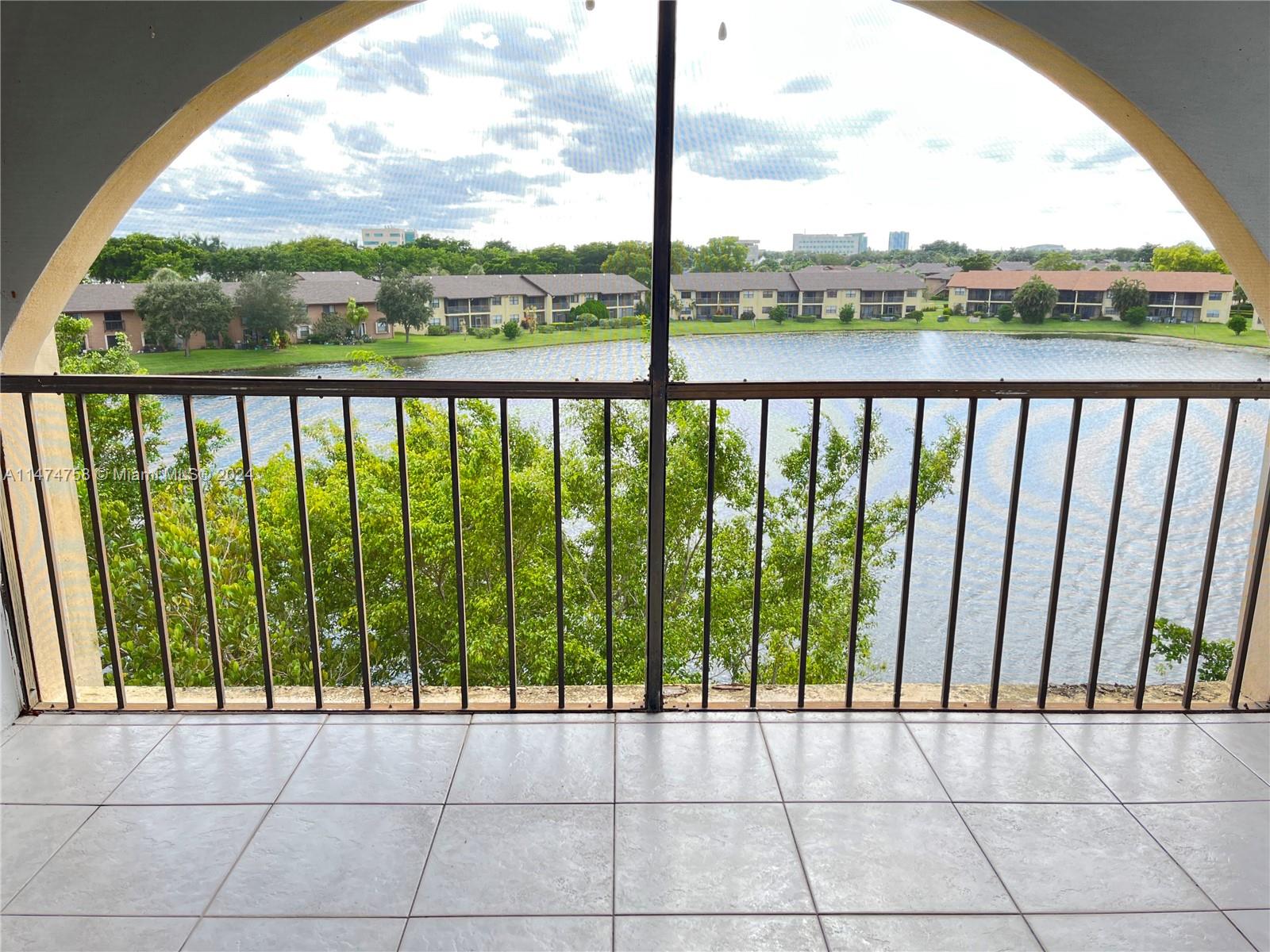 SUNRISE ISLAND CONDOMINIU - Residential