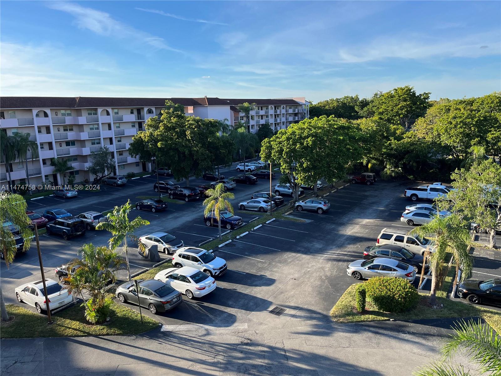 SUNRISE ISLAND CONDOMINIU - Residential