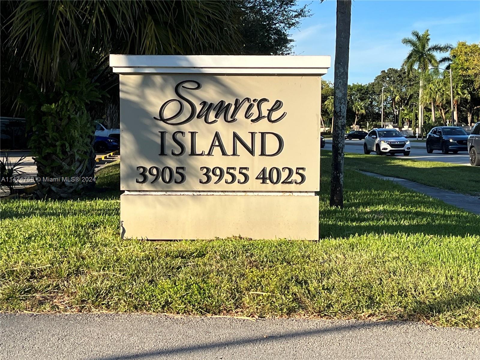 SUNRISE ISLAND CONDOMINIU - Residential