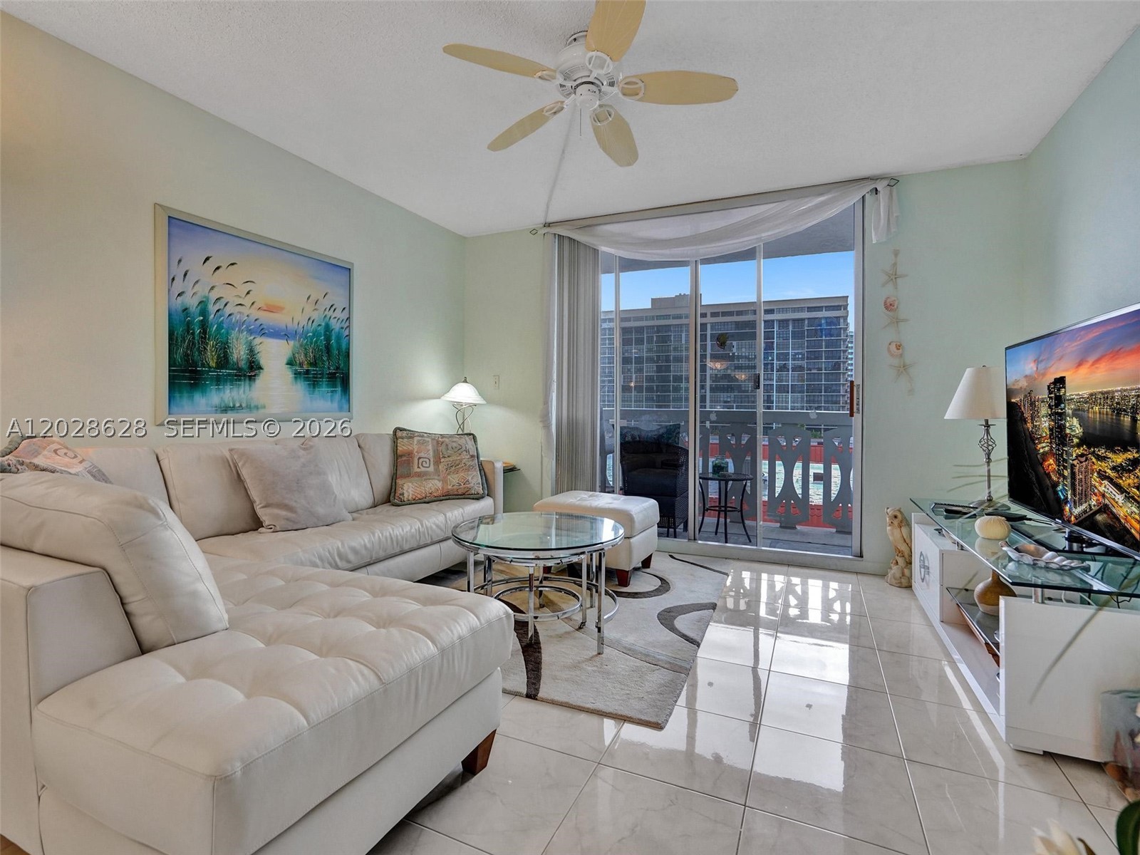 ASHLEIGH HOUSE CONDO - Residential