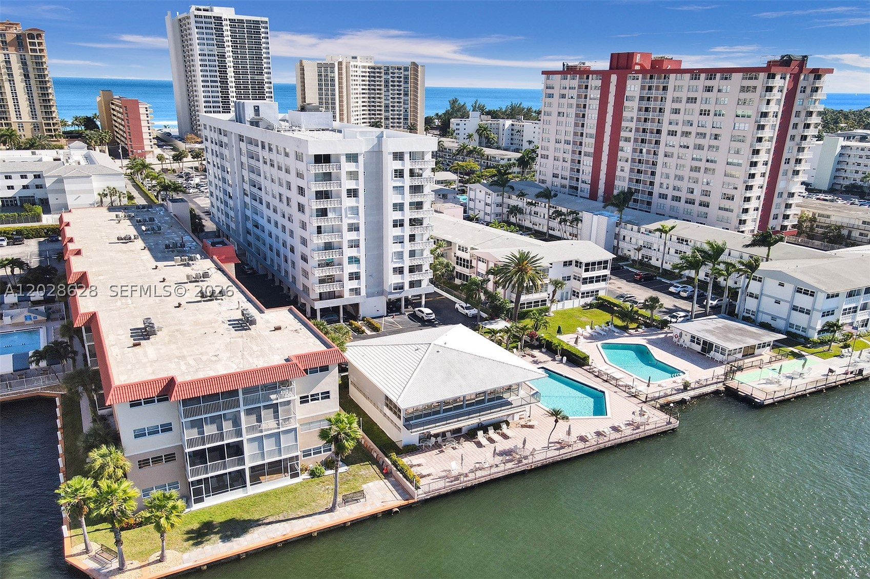 ASHLEIGH HOUSE CONDO - Residential