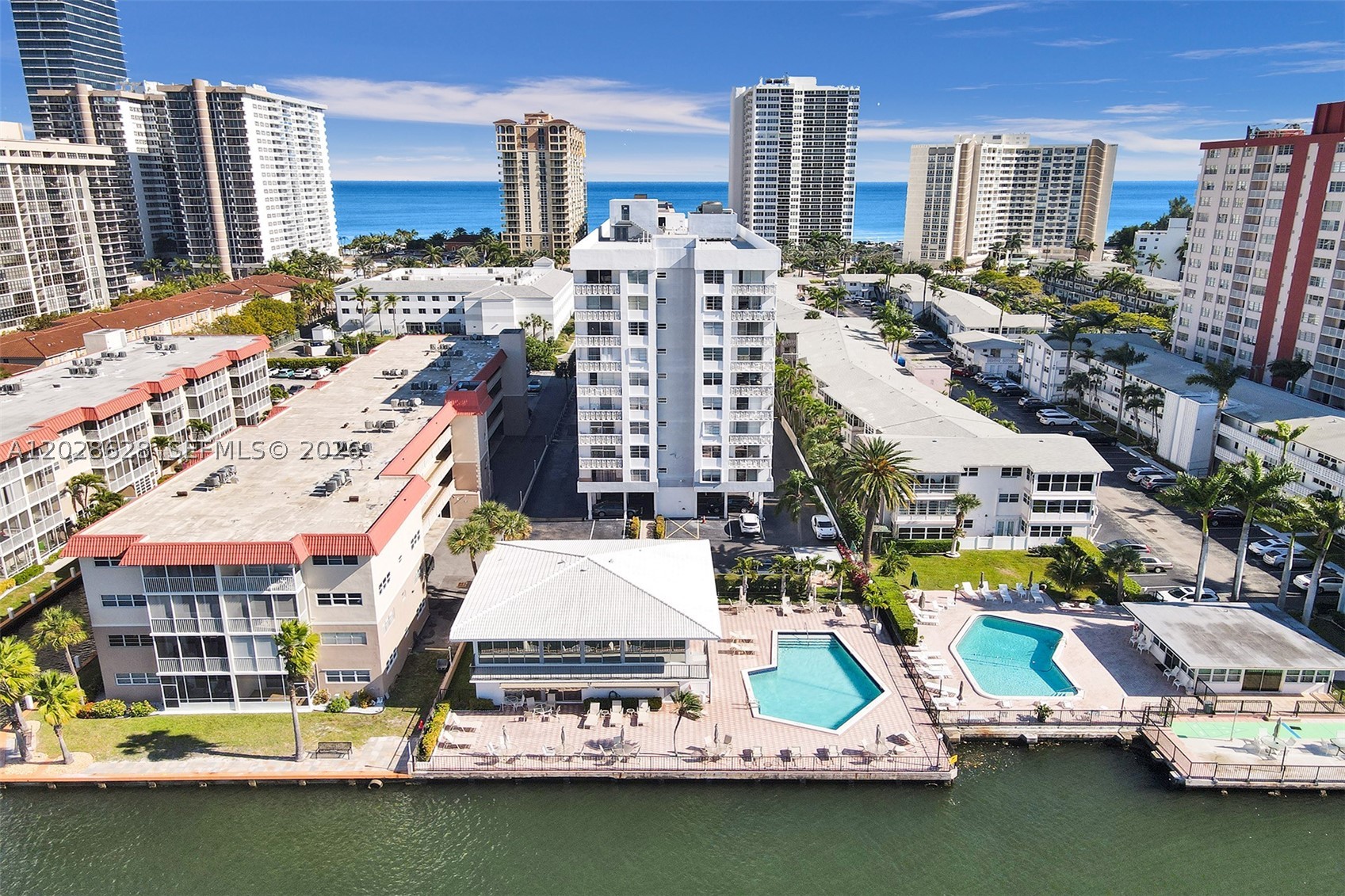 ASHLEIGH HOUSE CONDO - Residential