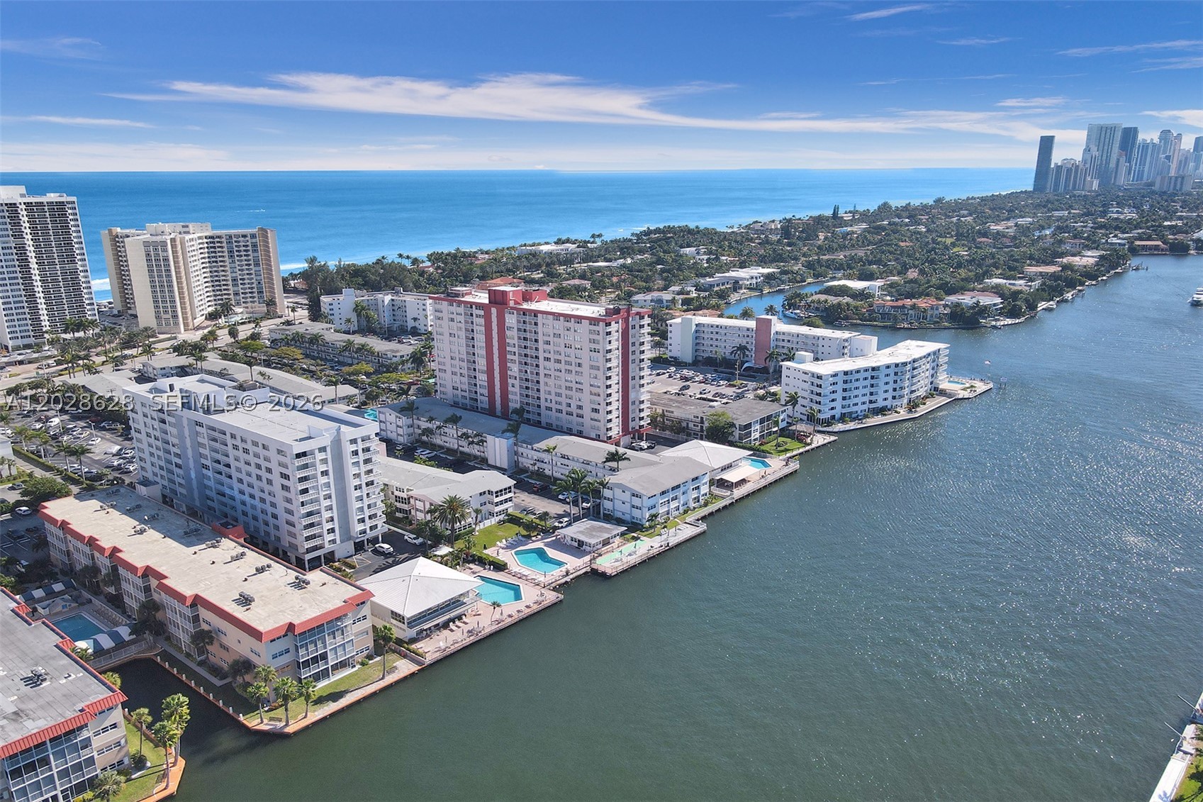 ASHLEIGH HOUSE CONDO - Residential