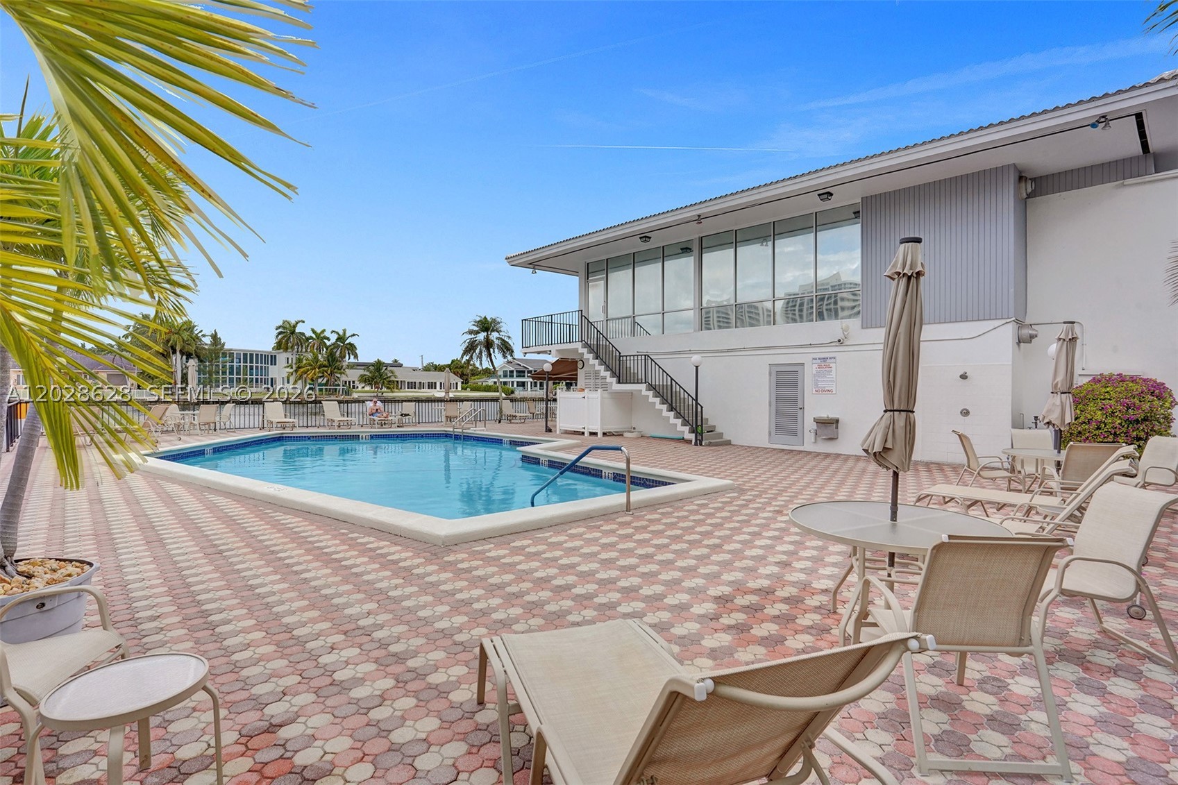 ASHLEIGH HOUSE CONDO - Residential