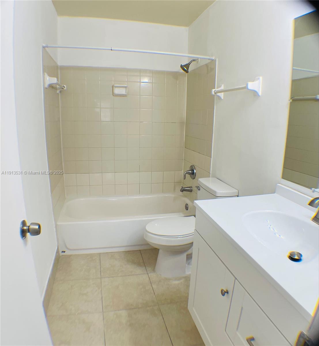 HABITAT II CONDO - Residential Lease
