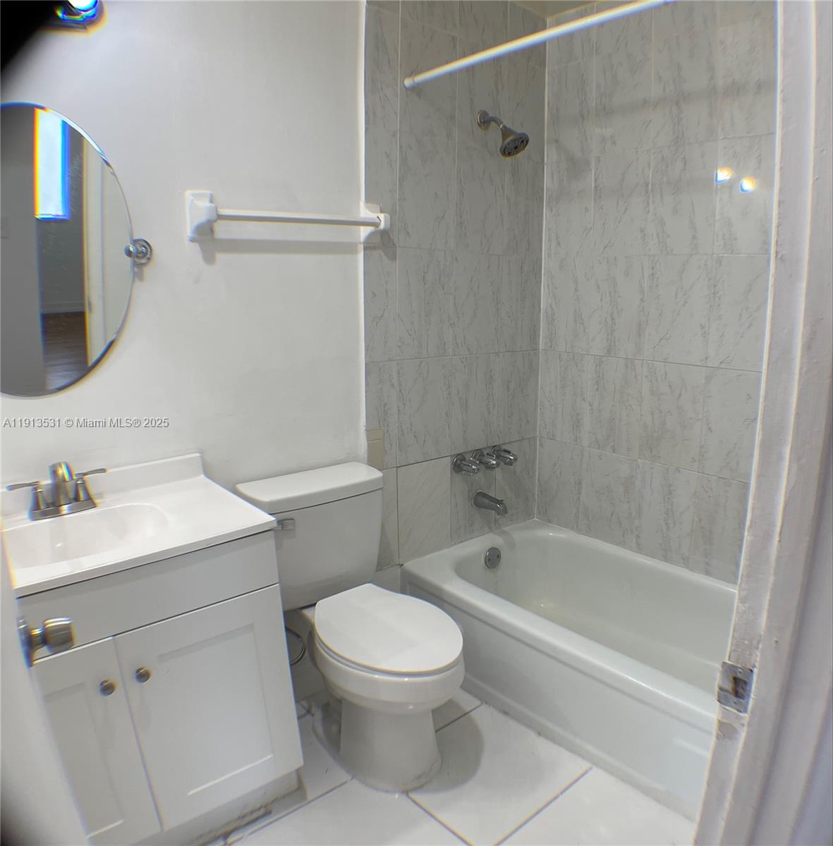 HABITAT II CONDO - Residential Lease