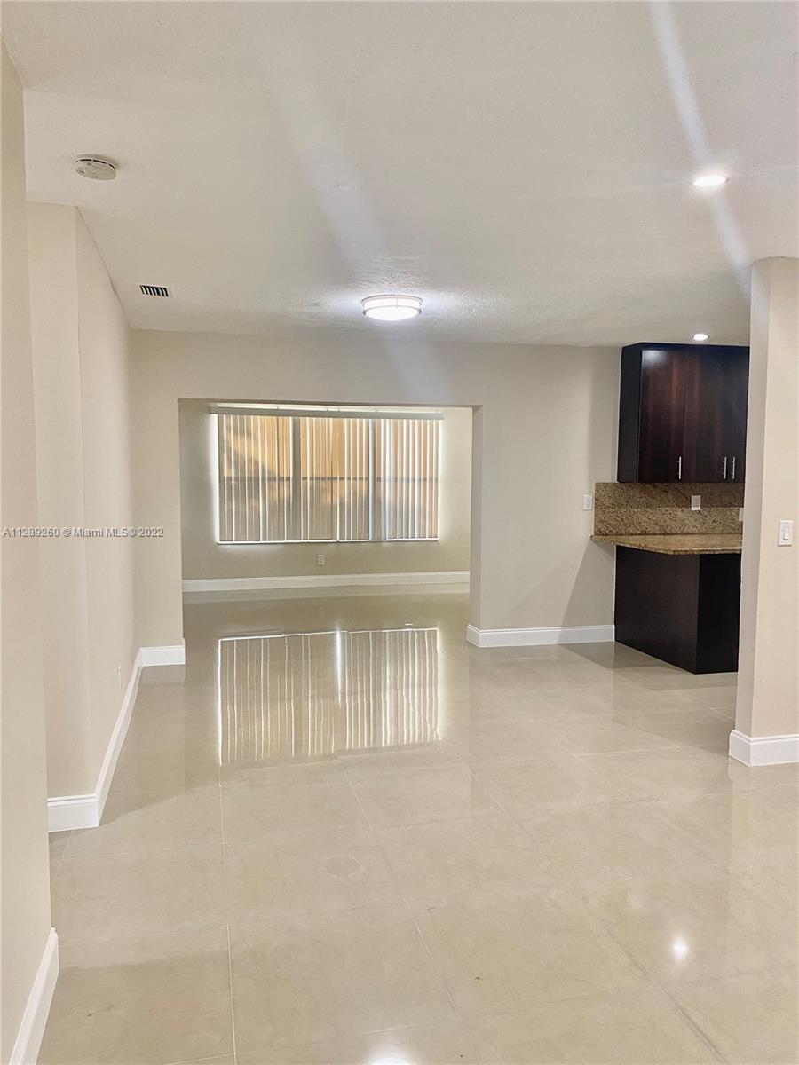 GOLDEN RIDGE - Residential
