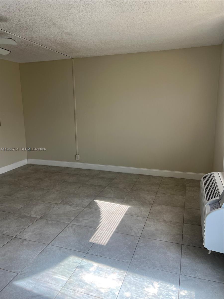 CORAL SPRINGS TOWER CLUB - Residential