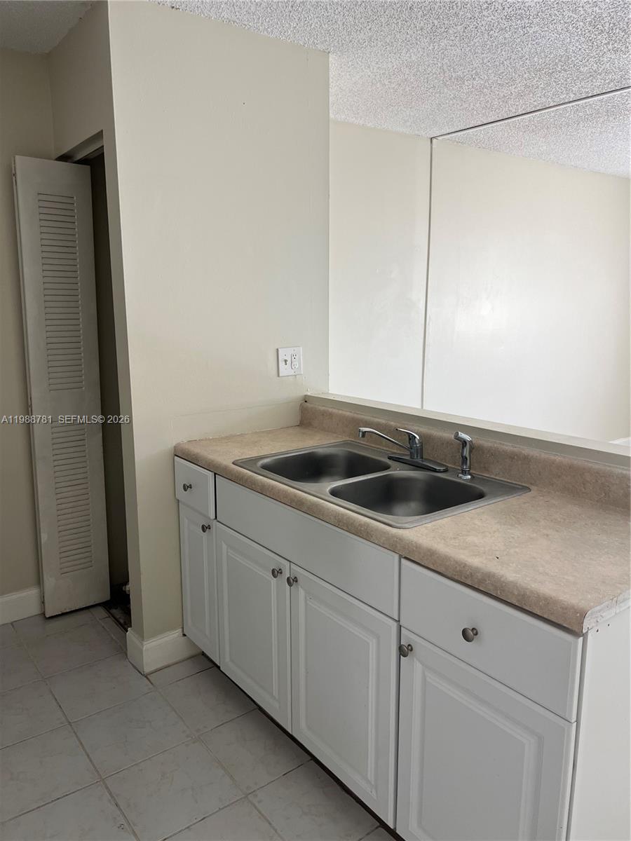 CORAL SPRINGS TOWER CLUB - Residential