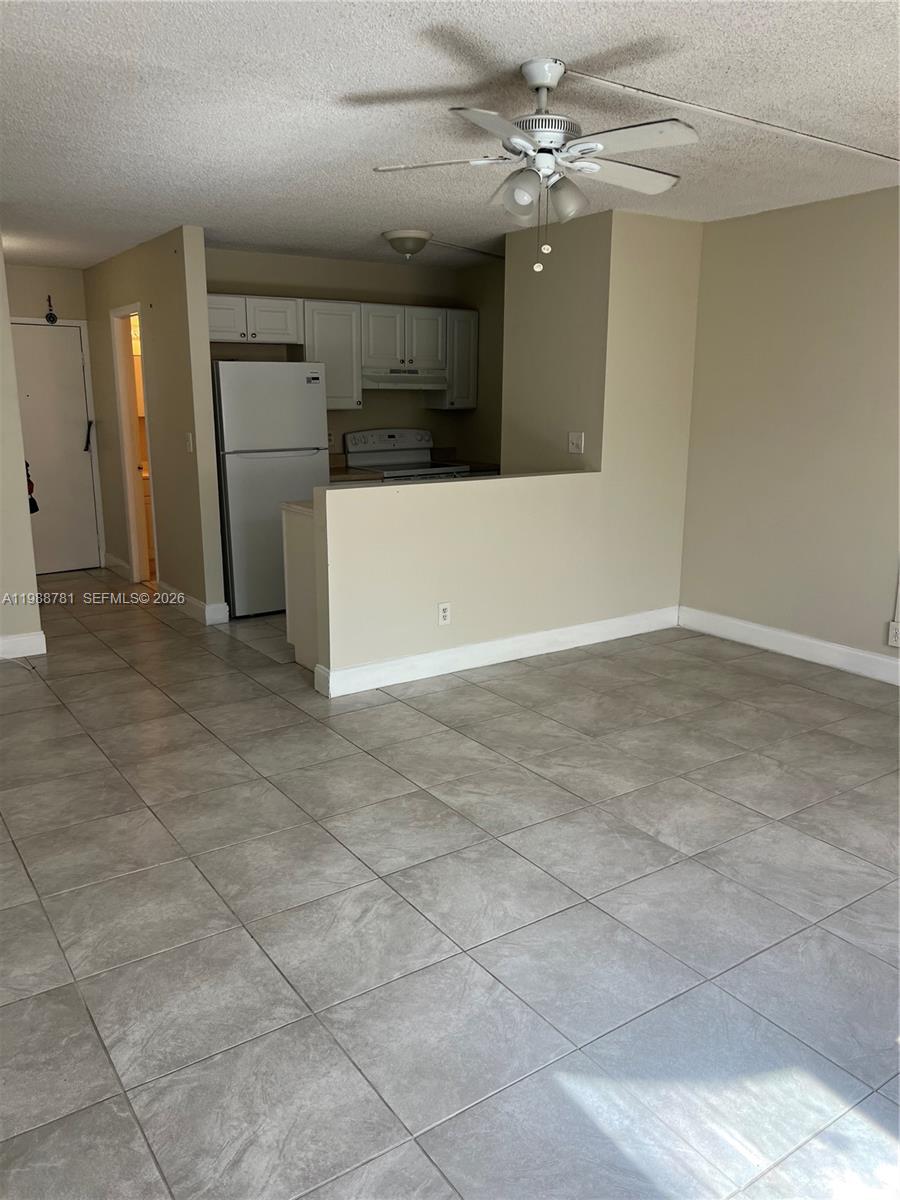 CORAL SPRINGS TOWER CLUB - Residential