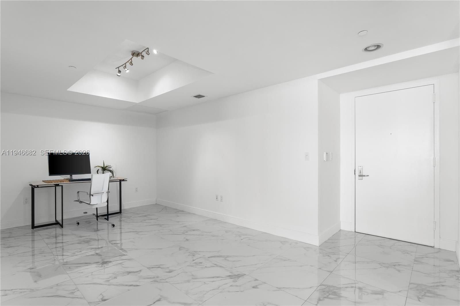 ICONBRICKELL CONDO NO 1 - Residential