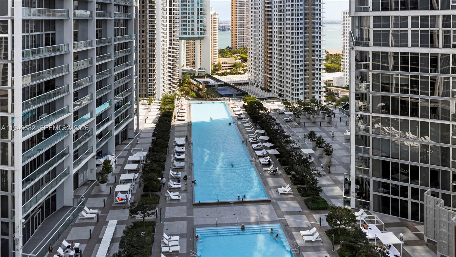 ICONBRICKELL CONDO NO 1 - Residential