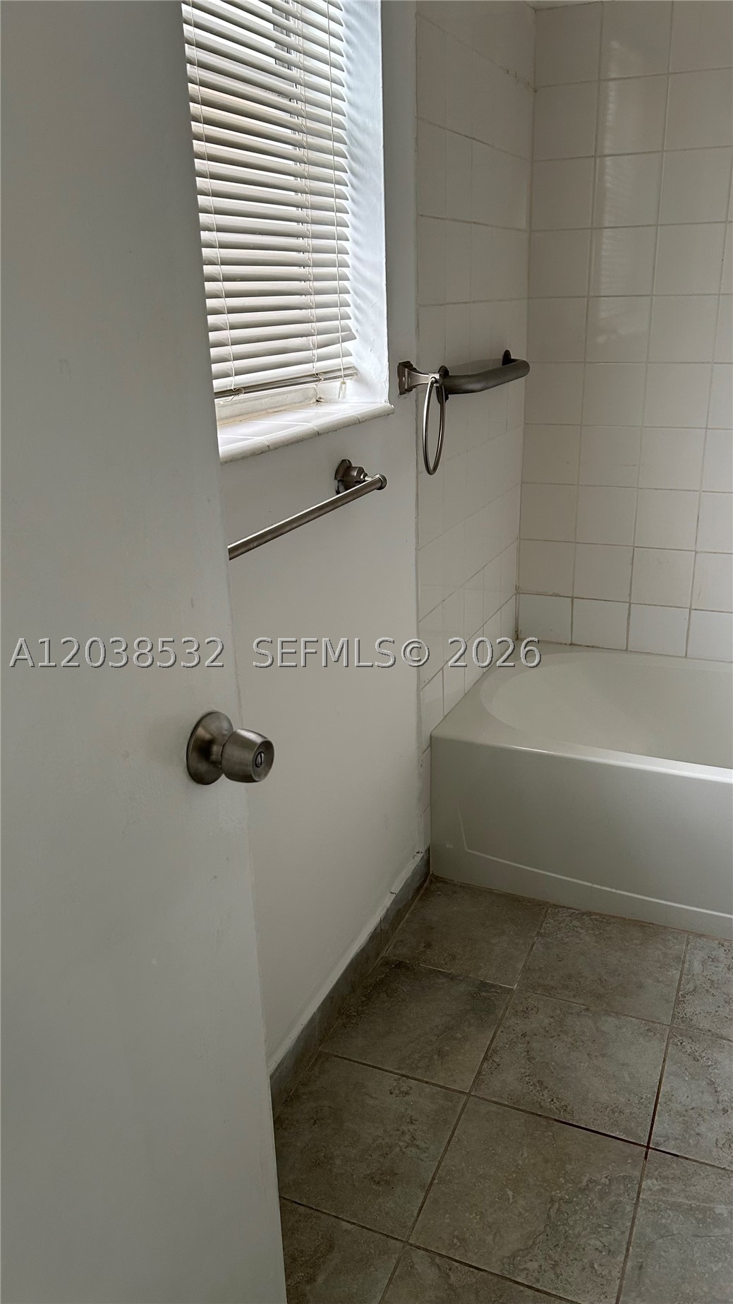 PUERTA DEL SOL CONDO - Residential Lease