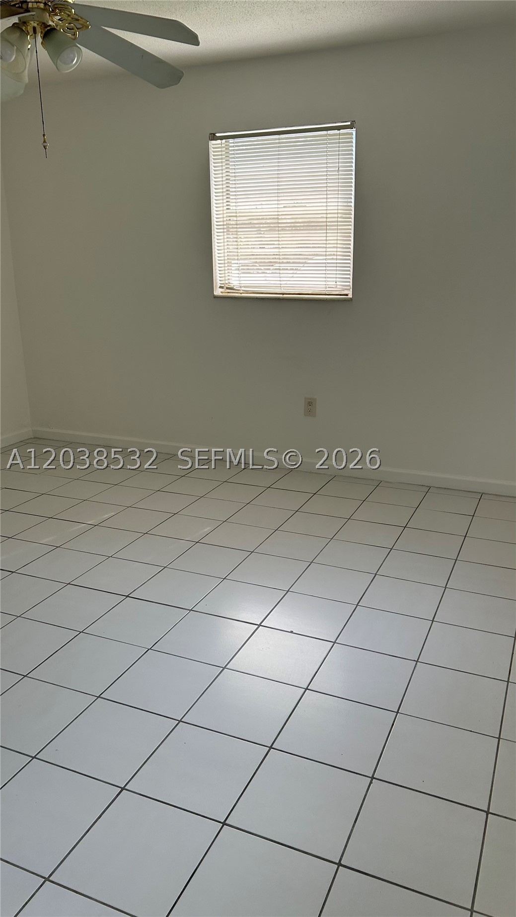 PUERTA DEL SOL CONDO - Residential Lease
