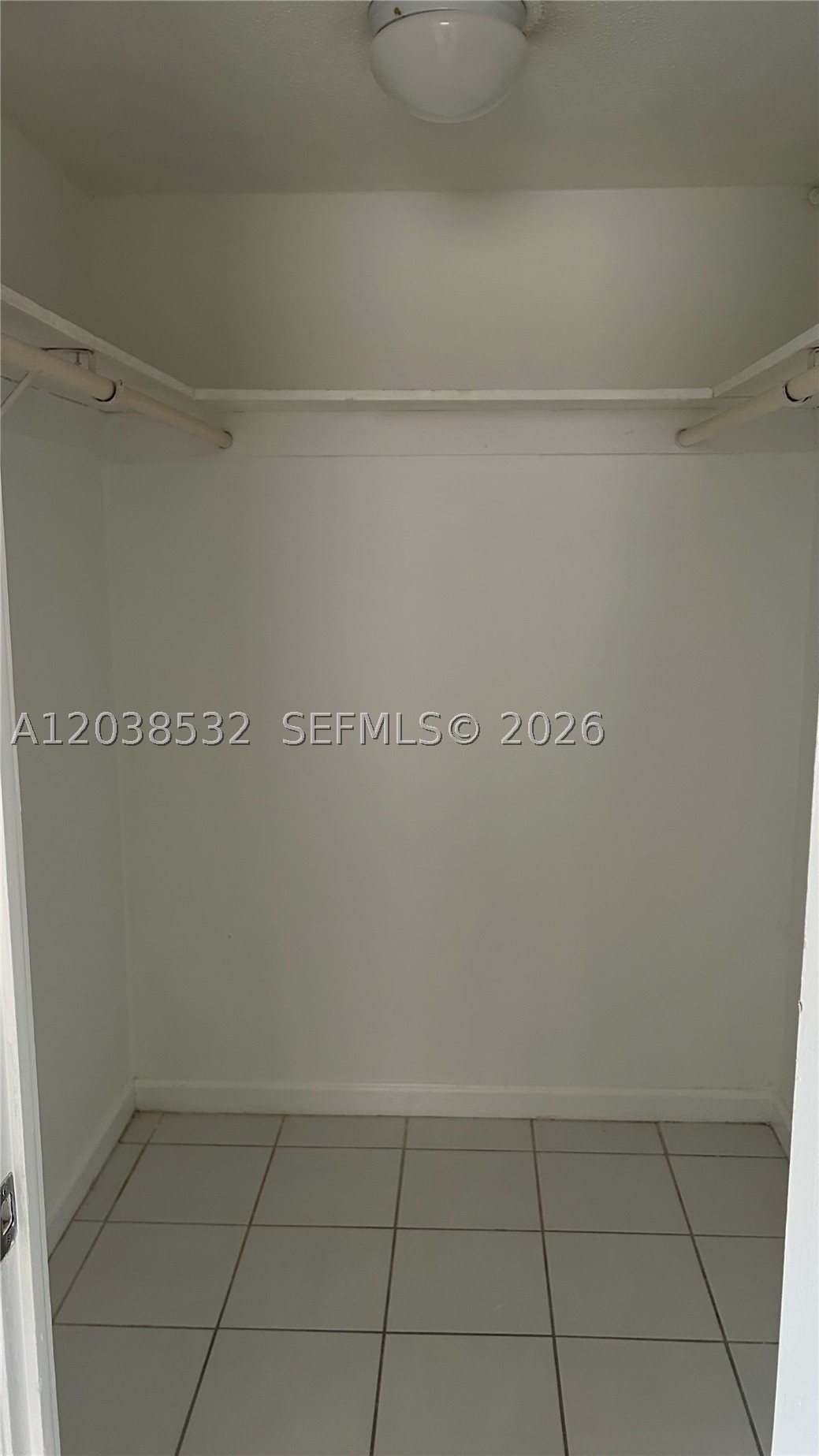 PUERTA DEL SOL CONDO - Residential Lease