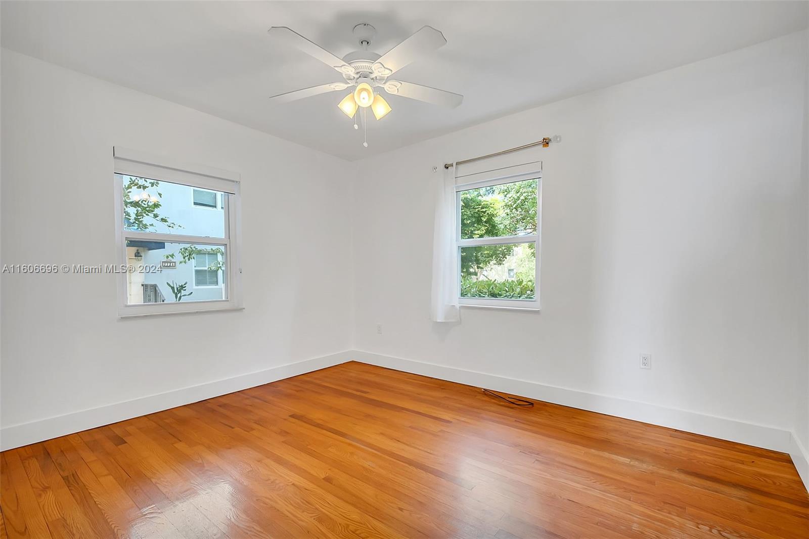ARBORS CONDO - Residential Lease