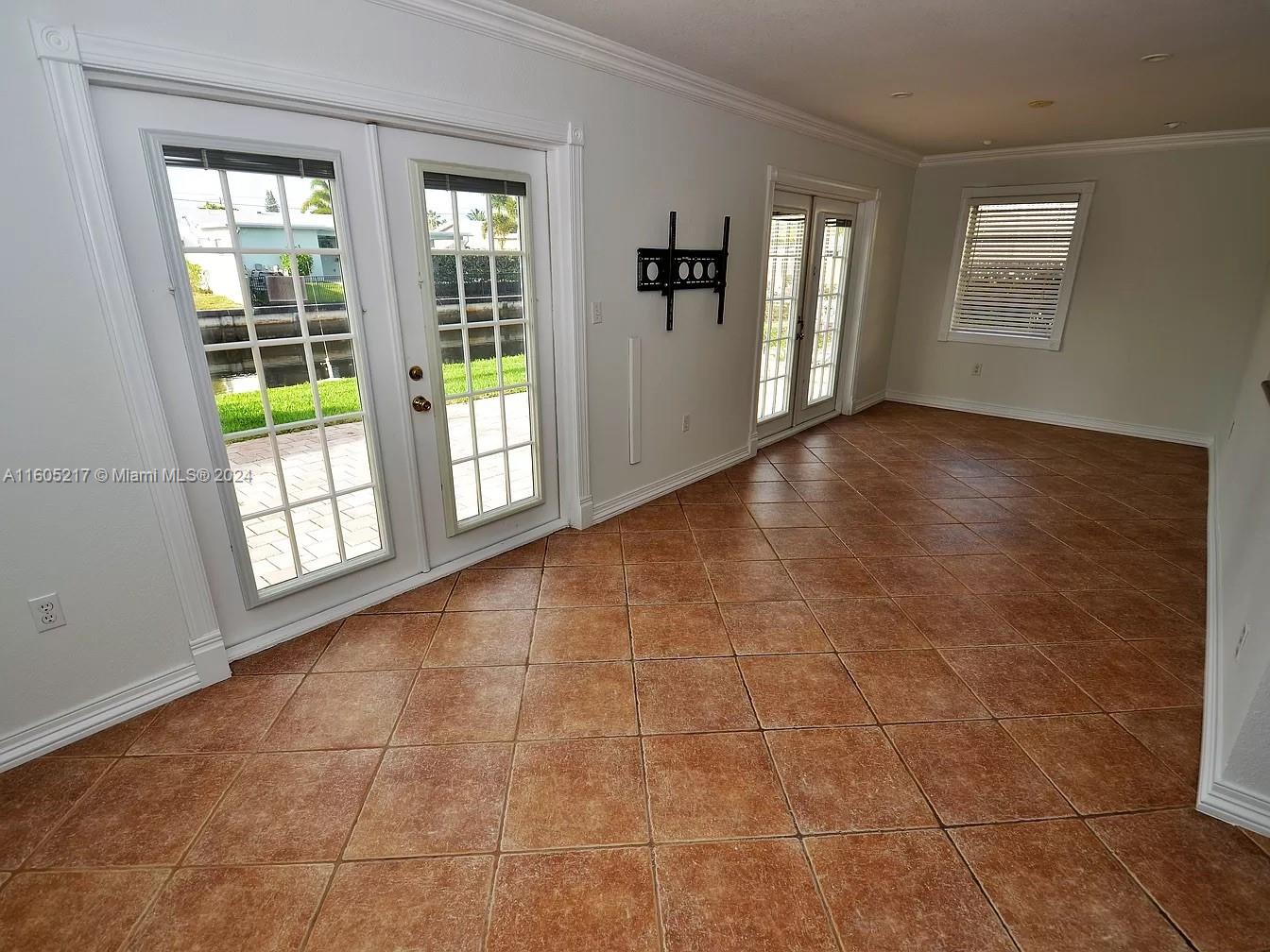 ROYAL PALM ACRES SEC 6 - Residential Lease
